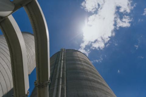 Cement Australia Bulwer Island Silo Sky